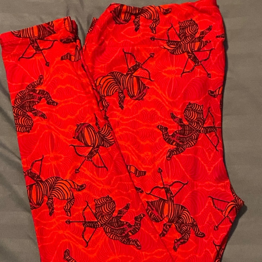 Cute Red Cupid leggings TC